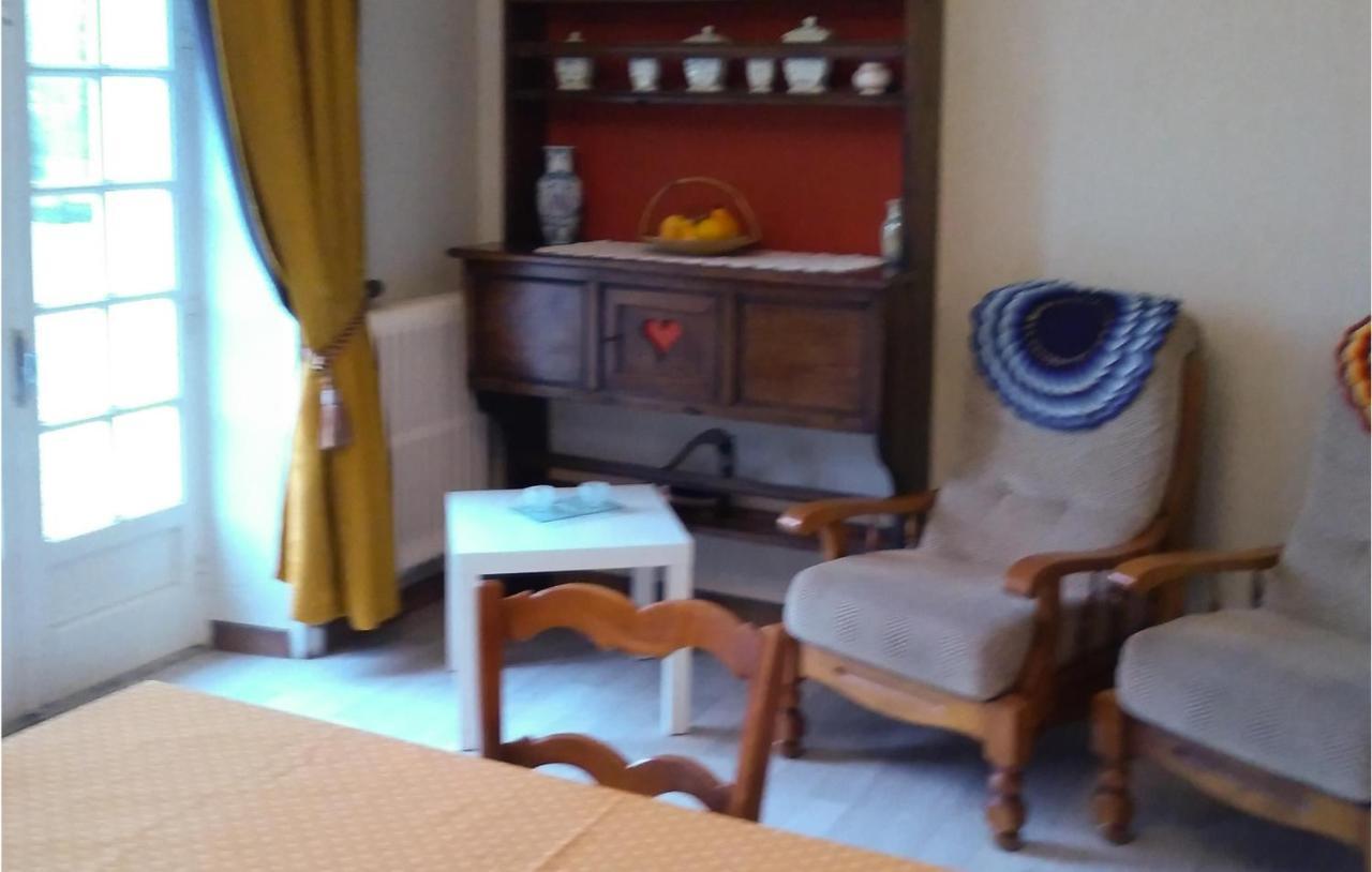 Cozy Home In Plancoet With Wifi Buitenkant foto